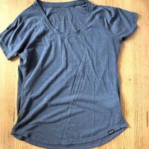 Patagonia Women's Blue Fastdry Scoop neck Top